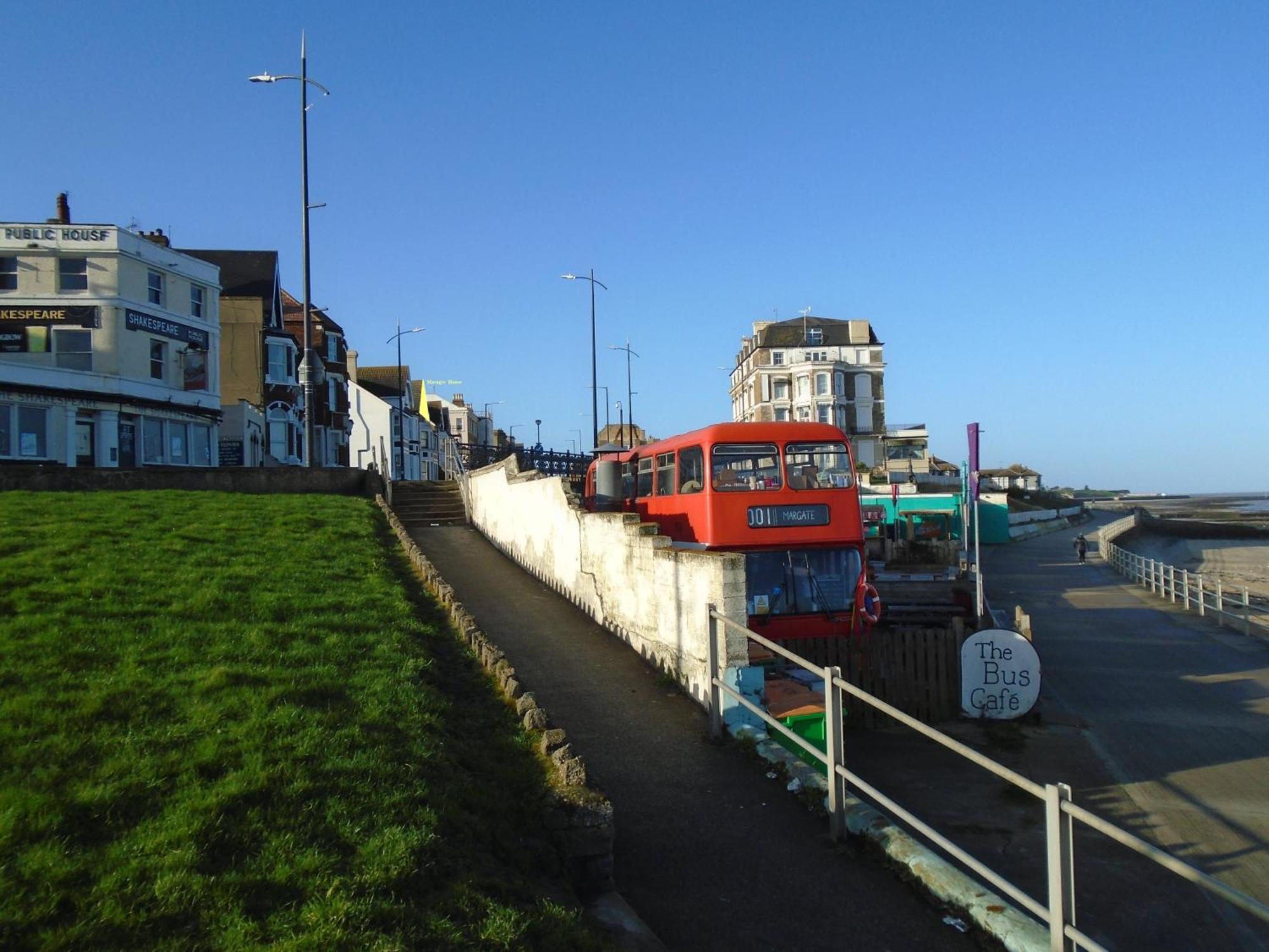 Ocean View Double With Ensuite, With Access To Private Garden And Bike Store Margate Exterior foto